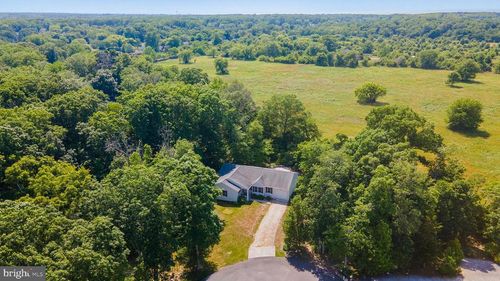 1 Carmen Dr, Cape May Court House, NJ, 08210-2564 | Card Image