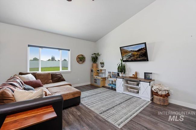 1418 N Birch St, House other with 4 bedrooms, 2 bathrooms and 3 parking in Jerome ID | Image 8