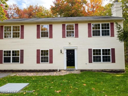 9552 Jasmine Dr, Tobyhanna, PA, 18466-3837 | Card Image