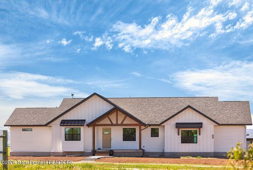 136 Quiet Cove Rd, Afton, WY, 83110 | Card Image