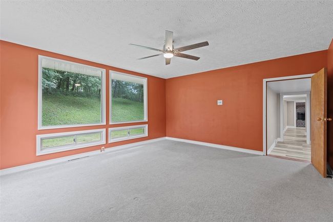 1082 N Boundary Rd, House other with 3 bedrooms, 1 bathrooms and 3 parking in Cranberry Twp PA | Image 37