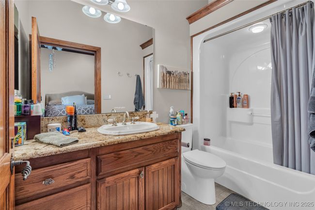 328 Wildflower Pl, House other with 4 bedrooms, 4 bathrooms and null parking in Ardmore OK | Image 39