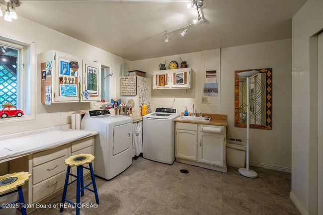 41 Prater Cir, House other with 3 bedrooms, 2 bathrooms and null parking in Star Valley Ranch WY | Image 21
