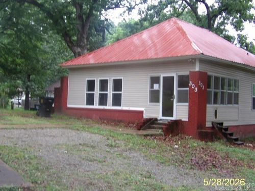 303 Schoonover St, Pocahontas, AR, 72455-2929 | Card Image