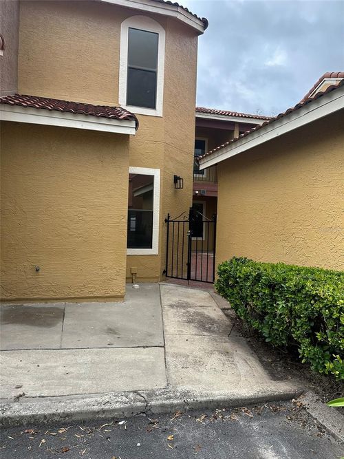 706 Lighthouse Ct, Altamonte Springs, FL, 32714-7275 | Card Image