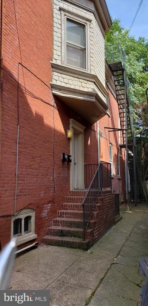 2-2118 N Washington St, WILMINGTON, DE, 19802-4058 | Card Image
