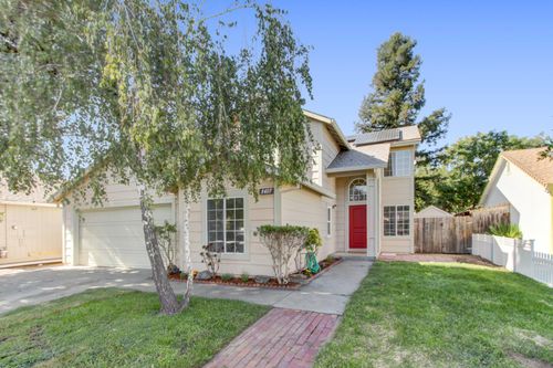 1407 Hoover Dr, Woodland, CA, 95776-6704 | Card Image