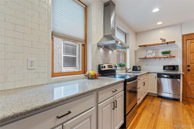 1910 E 16th Avenue, Townhouse with 3 bedrooms, 1 bathrooms and null parking in Denver CO | Image 3