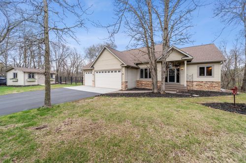 876 Alex Ln, Hudson, WI, 54016-7961 | Card Image