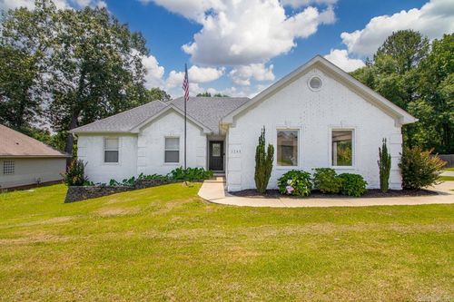 3201 Mckensie Drive, Benton, AR, 72015 | Card Image