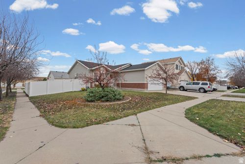 5803 Impressions Dr, Kearns, UT, 84118-9216 | Card Image