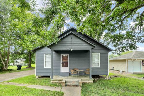 6558 Terrell, Groves, TX, 77619 | Card Image