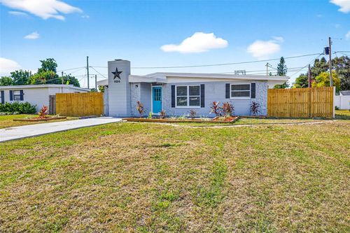 9254 86th St, SEMINOLE, FL, 33777-3221 | Card Image