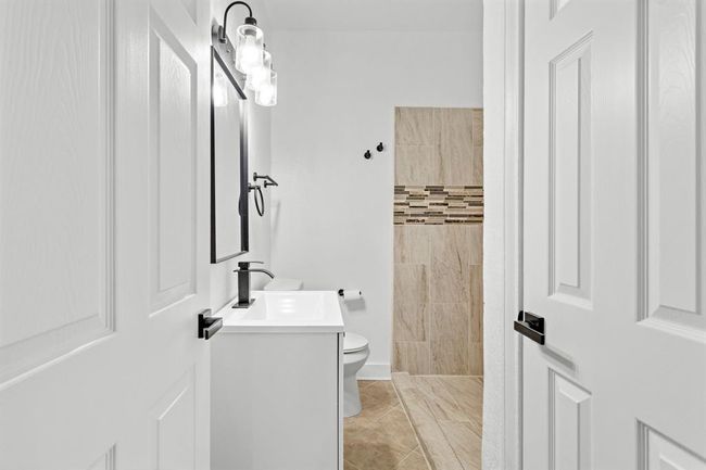 227 Carroll St, House other with 4 bedrooms, 2 bathrooms and 1 parking in San Antonio TX | Image 11