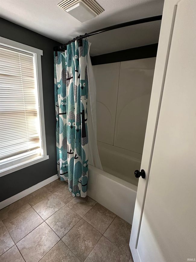 4096 E South St, House other with 3 bedrooms, 2 bathrooms and null parking in Saint Anthony IN | Image 14