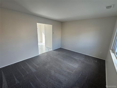 83-29047 Manchester St, Westland, MI, 48185-1878 | Card Image