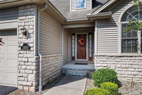 2401 Pebble Creek Ct, Hermitage, PA, 16148-7351 | Card Image