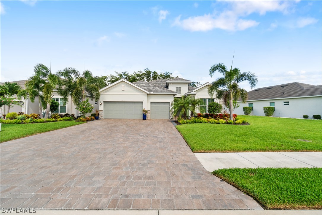 Blue Bay Cir, Fort Myers, FL 33913