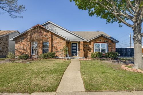 5301 Oceanport Dr, Garland, TX, 75043-4172 | Card Image