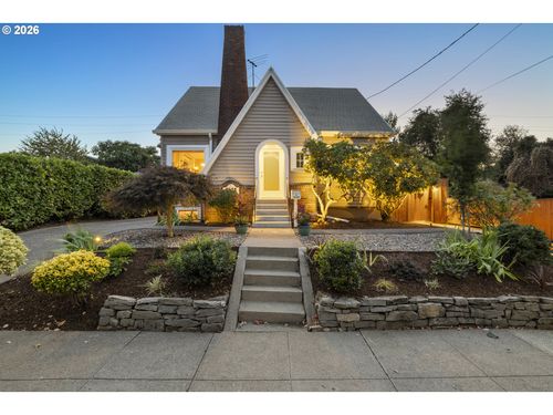 5225 Se 18th Ave, Portland, OR, 97202-4834 | Card Image