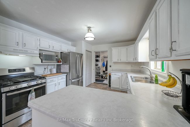 417 10 Th Concession Rd, House other with 4 bedrooms, 2 bathrooms and 10 parking in Langton ON | Image 20