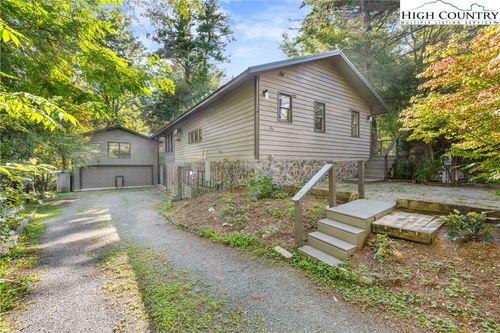36 Key Field Loop, Newland, NC, 28646 | Card Image