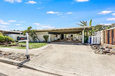 512 Kukuiula Loop, House other with 5 bedrooms, 3 bathrooms and 2 parking in Honolulu HI | Image 2