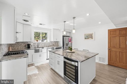 618 Geranium St Nw, WASHINGTON, DC, 20012-1832 | Card Image