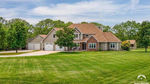 1053 E 1479 Rd, Lawrence, KS, 66046-9601 | Card Image