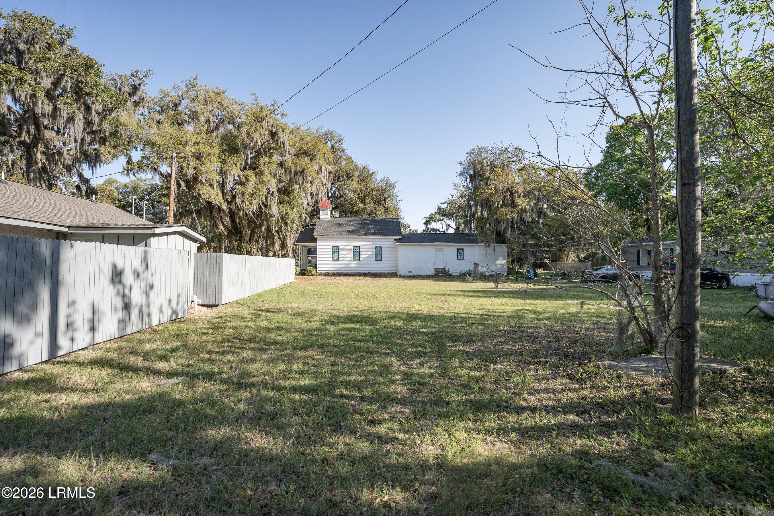 Land in Port Royal 3