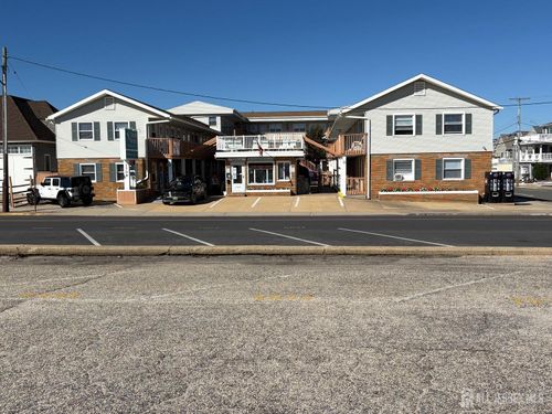 b118-1709 N Ocean Ave, Seaside Park, NJ, 08752-1232 | Card Image