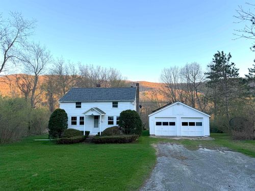 4991 Vt Route 313 W, Arlington, VT, 05250-8934 | Card Image