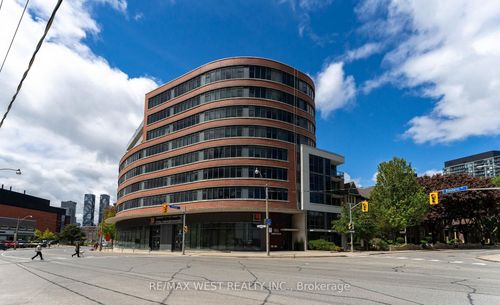 303-90 Trinity St, Toronto, ON, M5A0E4 | Card Image