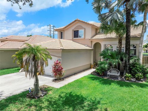 466 E Royal Cove Cir, Davie, FL, 33325-6772 | Card Image
