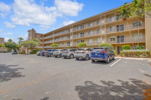 308-5874 Crystal Shores Dr, Boynton Beach, FL, 33437-5683 | Card Image