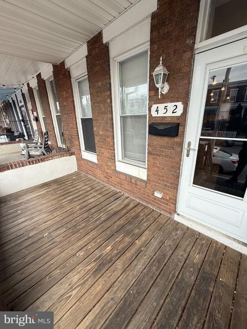 452 Ilchester Ave, BALTIMORE, MD, 21218-4433 | Card Image