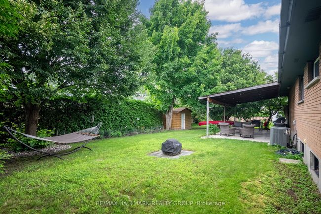25 Ellery Cres, House other with 4 bedrooms, 2 bathrooms and 3 parking in Nepean ON | Image 33