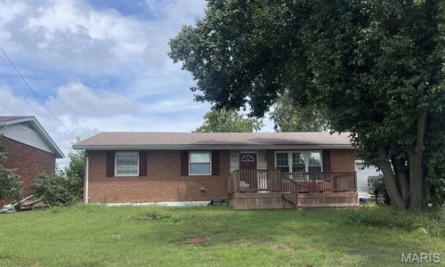 15 Fontainebleau Dr, Granite City, IL, 62040-3008 | Card Image