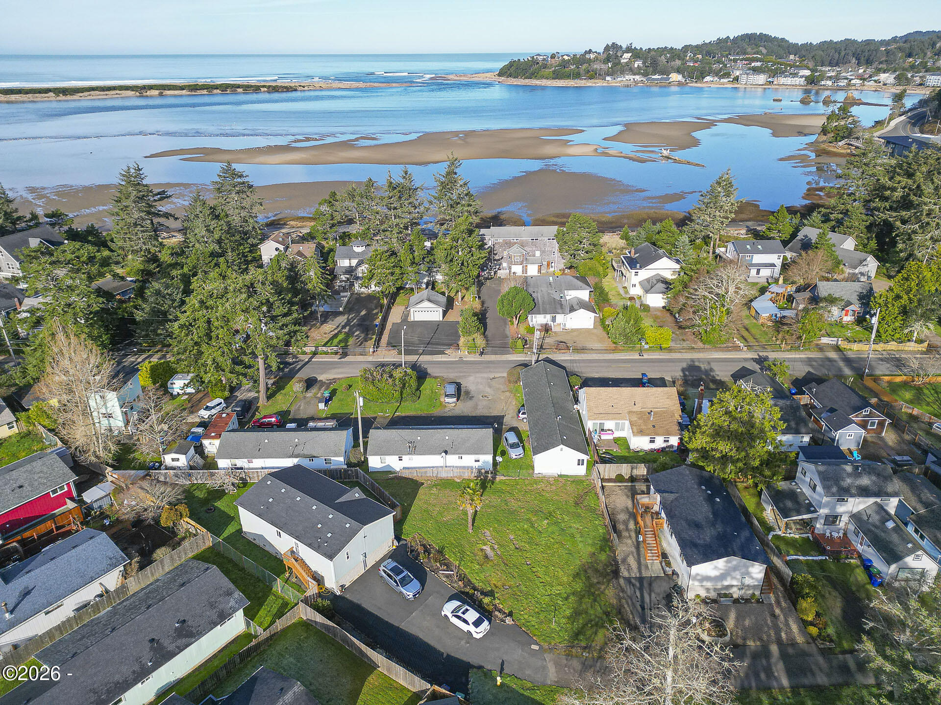 Residential in Lincoln City 3