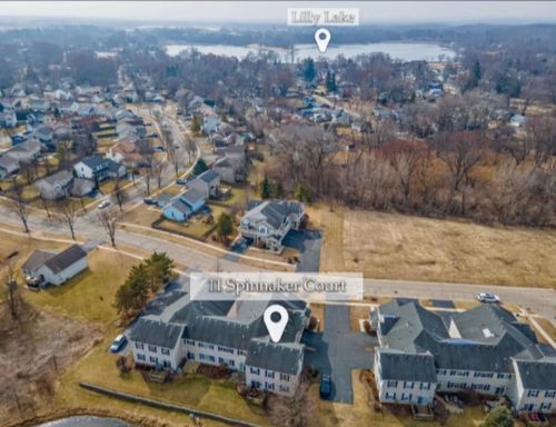 212 Bakers Dr W, Lakemoor, IL, 60051-2210 | Card Image