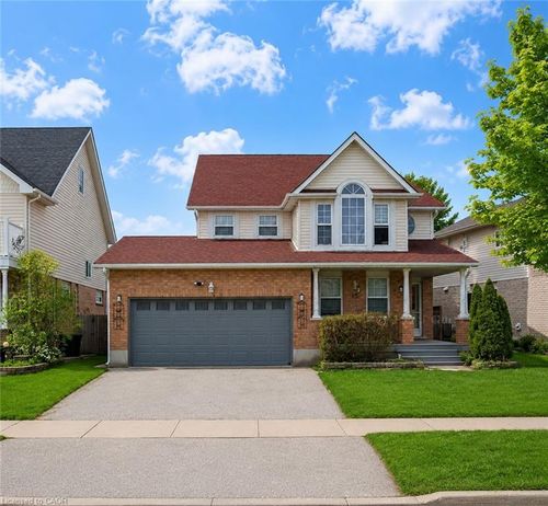 15 Copper Leaf St, Kitchener, ON, N2E3T3 | Card Image