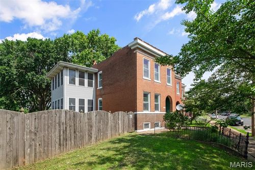 4639 Virginia Ave, Saint Louis, MO, 63111-1517 | Card Image