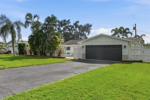5860 Bayshore Dr, SEMINOLE, FL, 33772-7109 | Card Image