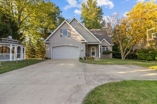 1135 Cleveland Rd E, Huron, OH, 44839-9700 | Card Image