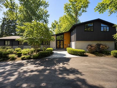 1429 Quarton Road, Birmingham, MI, 48009 | Card Image