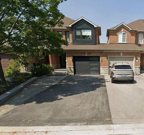 152 Vanguard Rd, Concord, ON, L4K5G8 | Card Image