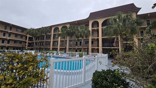 c33-2525 W Bay Drive, LARGO, FL, 33770 | Card Image