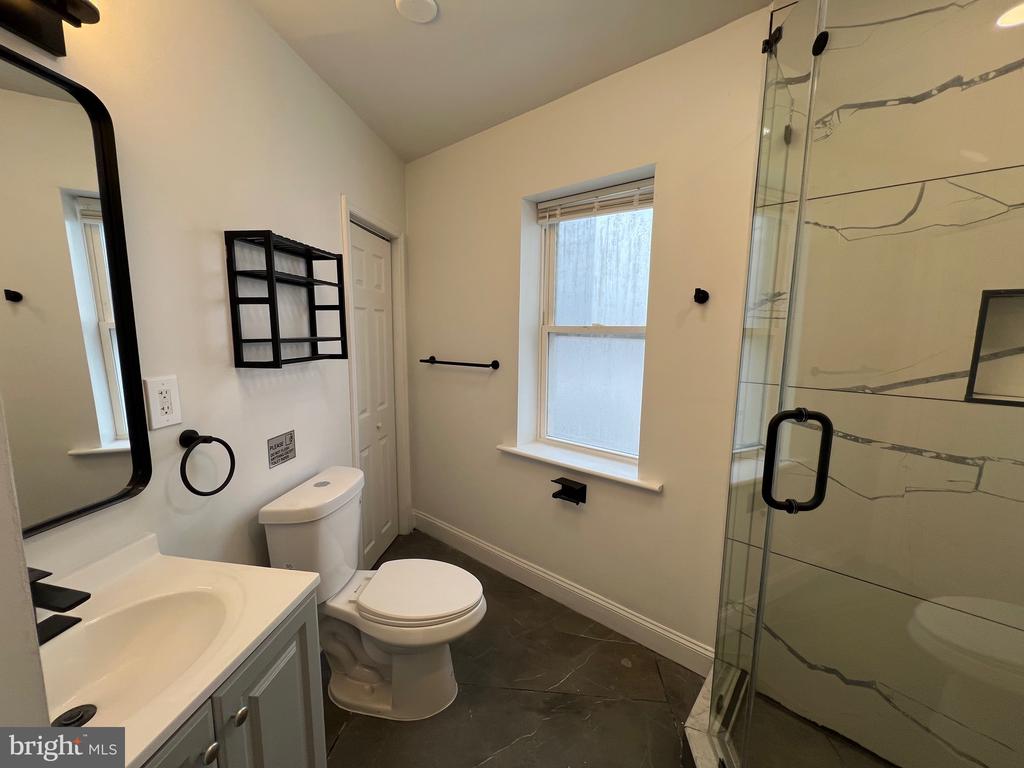 Residential Lease in PHILADELPHIA 2