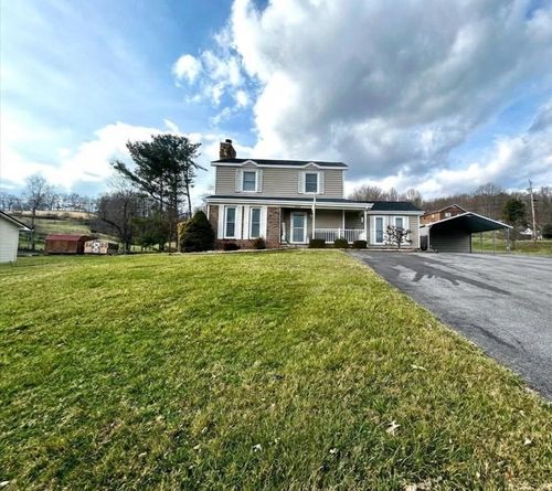 19205 Stone Mountain Rd, Abingdon, VA, 24210-1705 | Card Image