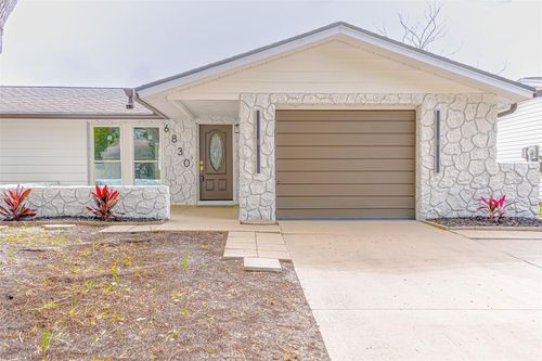 6830 Amarillo St, PORT RICHEY, FL, 34668-3868 | Card Image